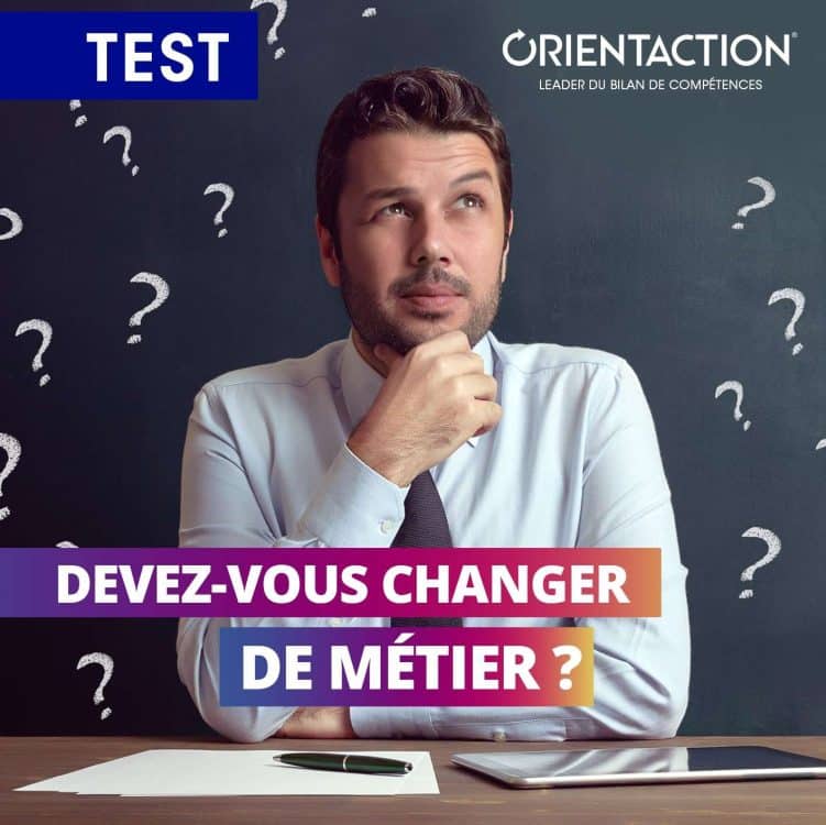 reconversion, community manager, devenir, métier, compétences, formation, réseaux sociaux, stratégie digitale, communication, marketing, création de contenu, engagement, analyse, outils, tendances, branding, audience, gestion de communauté, e-réputation, conseils, carrière, développement professionnel, expérience, job, opportunités.