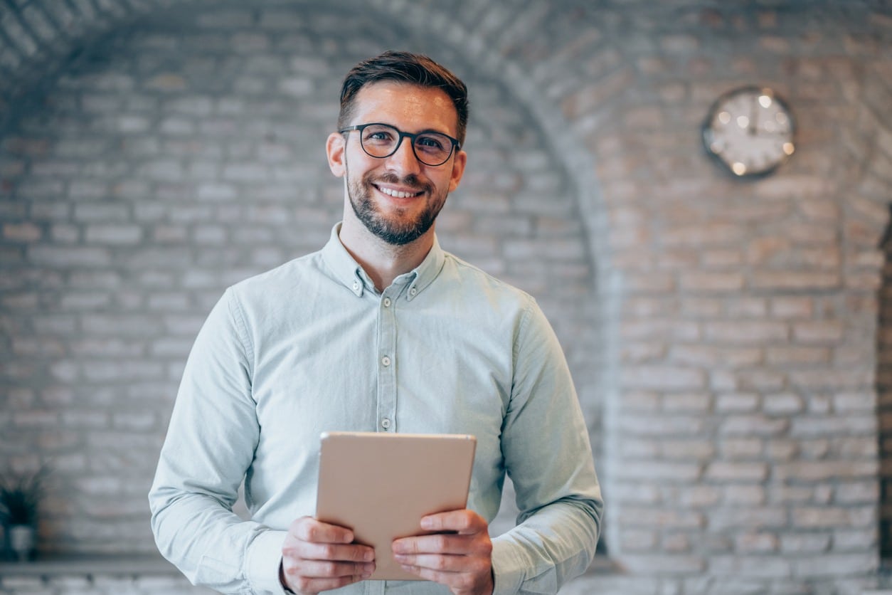 bilan de compétences, évaluation professionnelle, compétences, aspirations, motivations, valeurs professionnelles, développement personnel, reconversion, orientation professionnelle, plan d'action, hard skills, soft skills, tests de personnalité, suivi personnalisé, coaching, accompagnement, projets professionnels, marché de l'emploi, satisfaction au travail, formation, analyse de compétences, expert en bilan, méthode ORIENTACTION, résultats concrets, transition professionnelle.