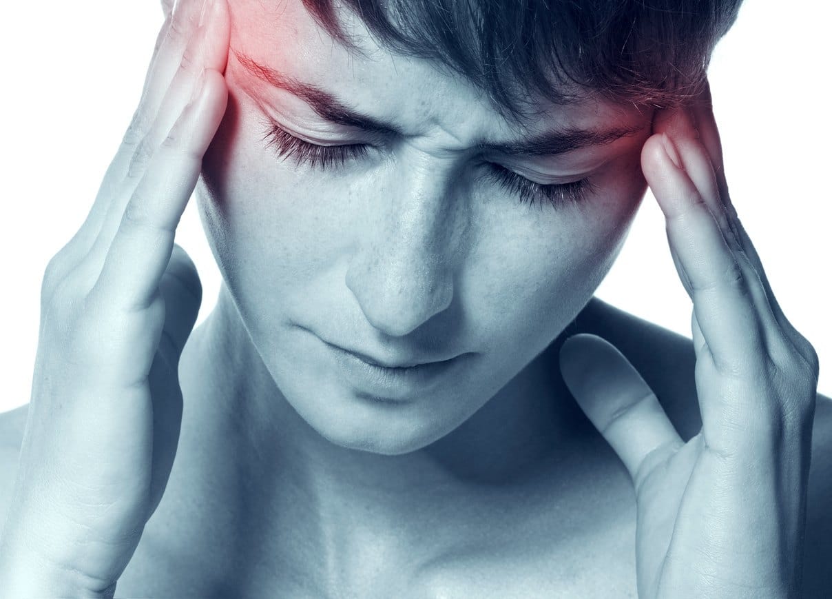 migraine vestibulaire, symptômes, vertiges, céphalées, nausées, déséquilibre, troubles de l'équilibre, sensibilisation, aura, maux de tête, diagnostic, triggers, prévention, santé, soins médicaux, traitement, neurologie, vertige positionnel, antécédents médicaux, stress, fatigue, facteurs déclenchants, consultation médicale, qualité de vie, thérapie.